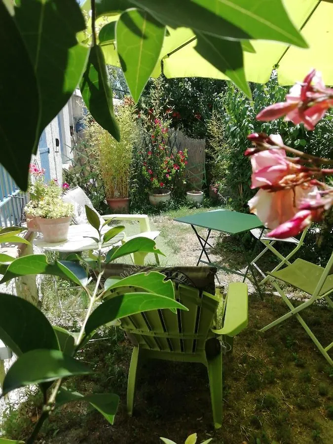 Chambre D'Hote - Mas Le Barret Arles 0*,  Francie