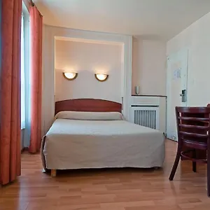 Saint Quentin Hotel Paris