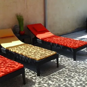 Rue Des Jardins De Lucas Couette-café